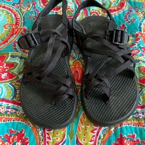 Black chacos